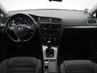 Volkswagen Golf 2 110kW thumbnail
