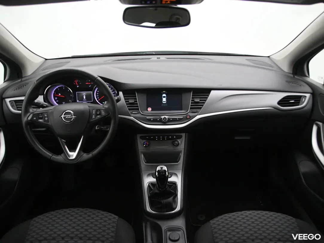 Opel Astra 1.6 81kW