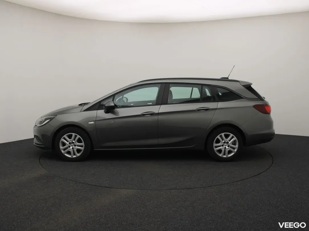 Opel Astra 1.6 81kW