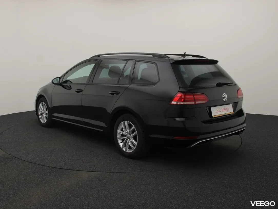 Volkswagen Golf 2 110kW