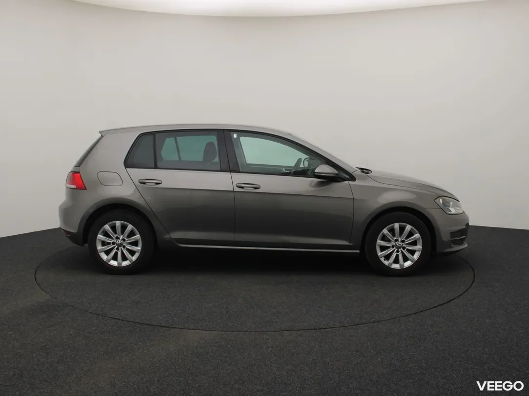 Volkswagen Golf 1.2 63kW