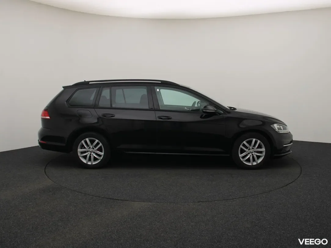 Volkswagen Golf 2 110kW