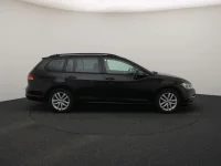 Volkswagen Golf 2 110kW thumbnail