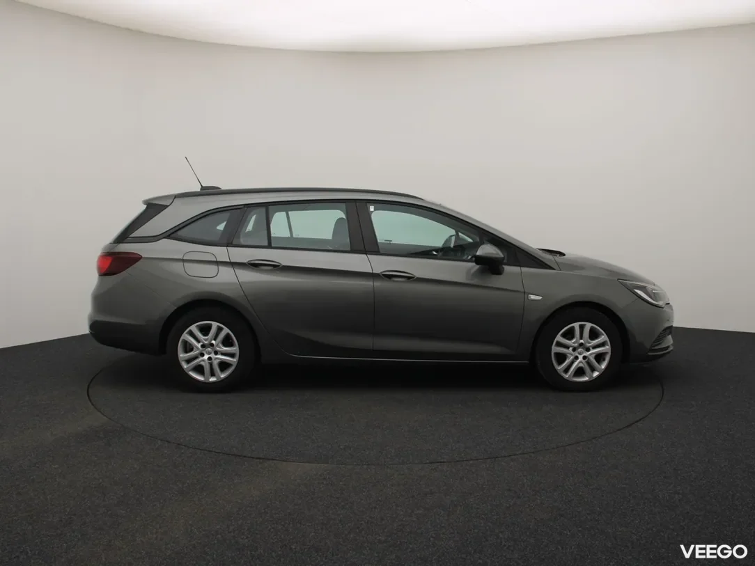 Opel Astra 1.6 81kW