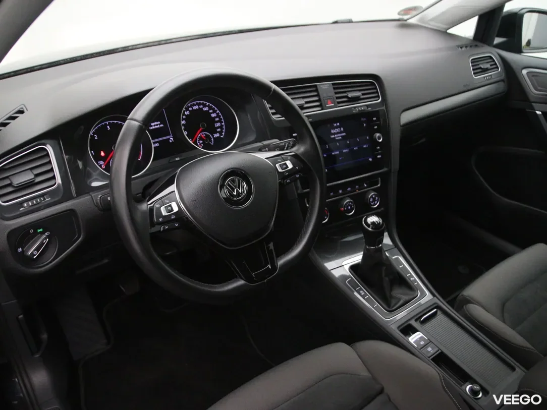 Volkswagen Golf 2 110kW