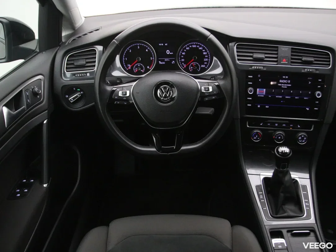 Volkswagen Golf 2 110kW