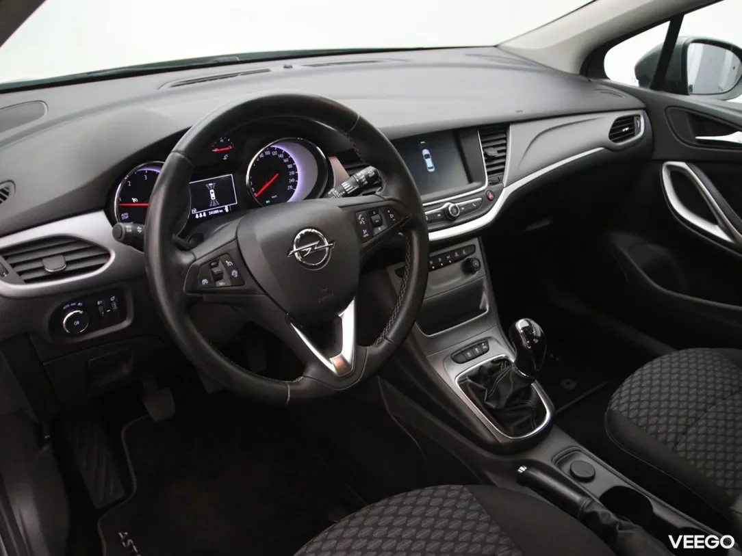 Opel Astra 1.6 81kW