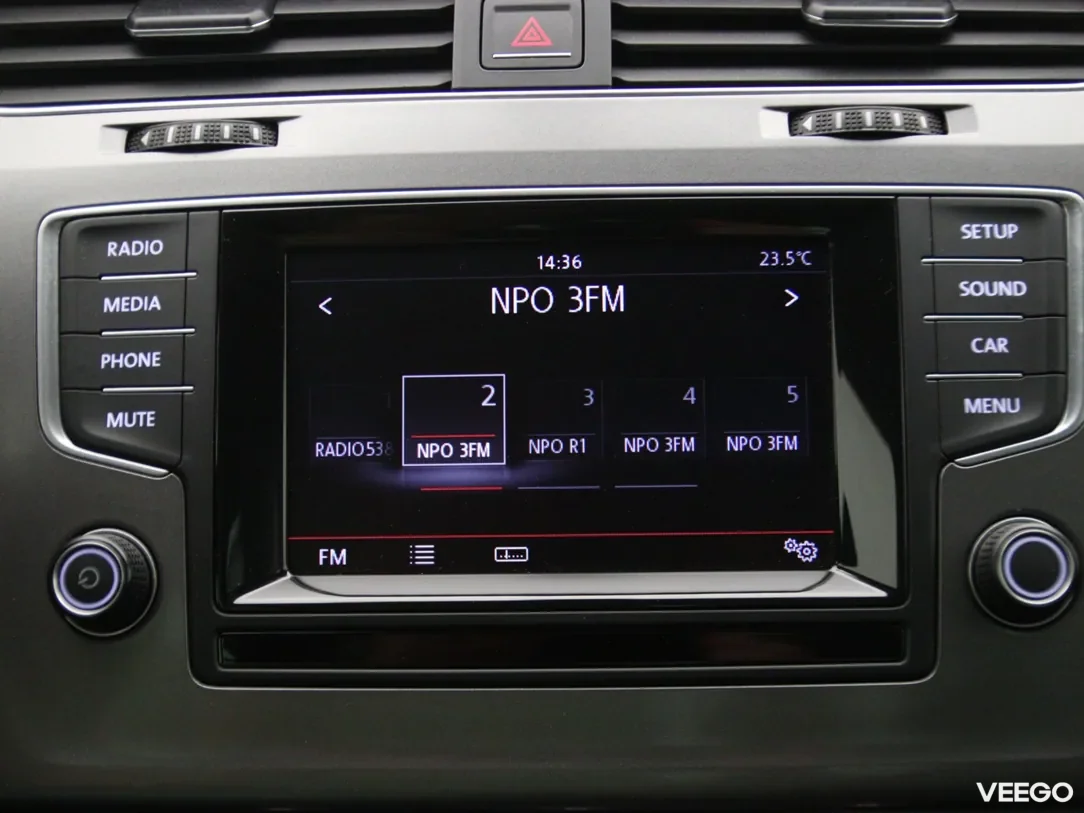 Volkswagen Golf 1.2 63kW
