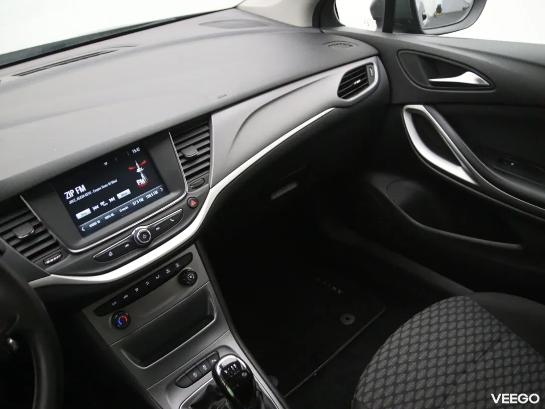 Opel Astra 1.6 81kW