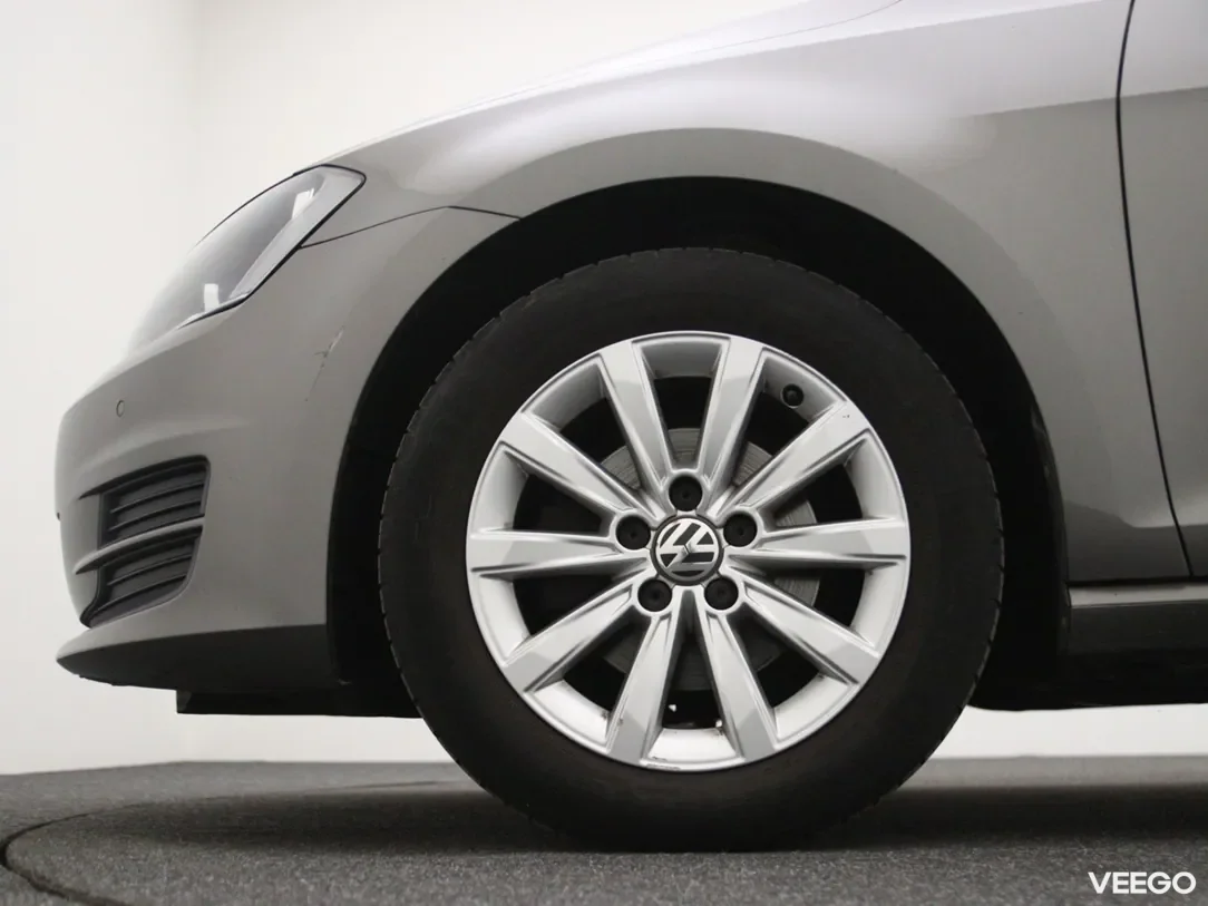 Volkswagen Golf 1.2 63kW