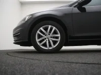 Volkswagen Golf 2 110kW thumbnail