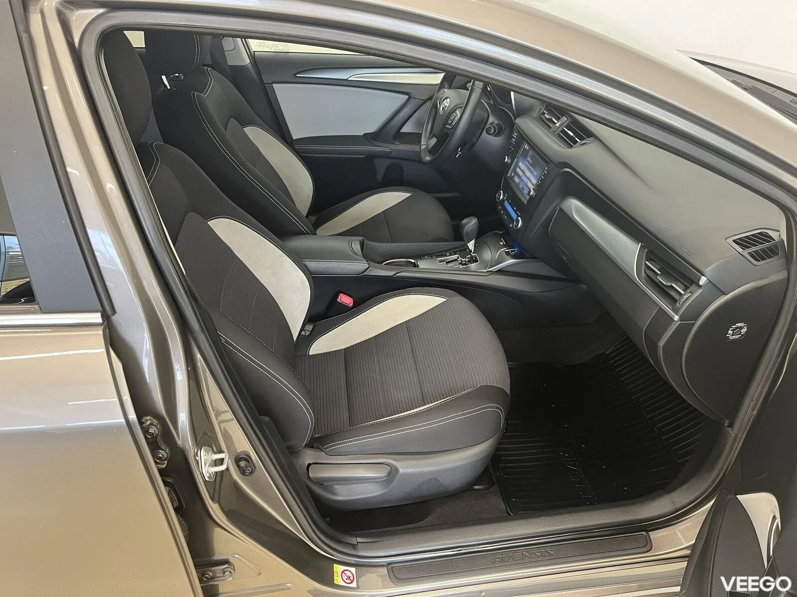 Toyota Avensis 108kW