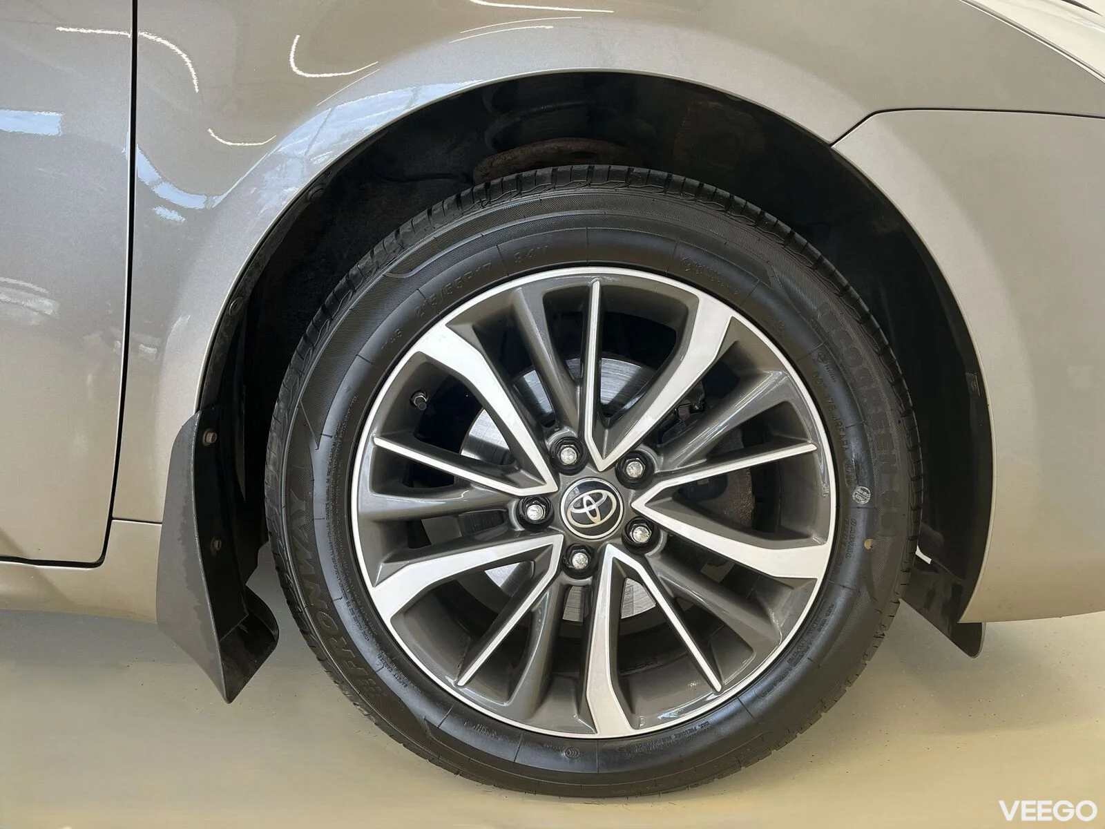 Toyota Avensis 108kW