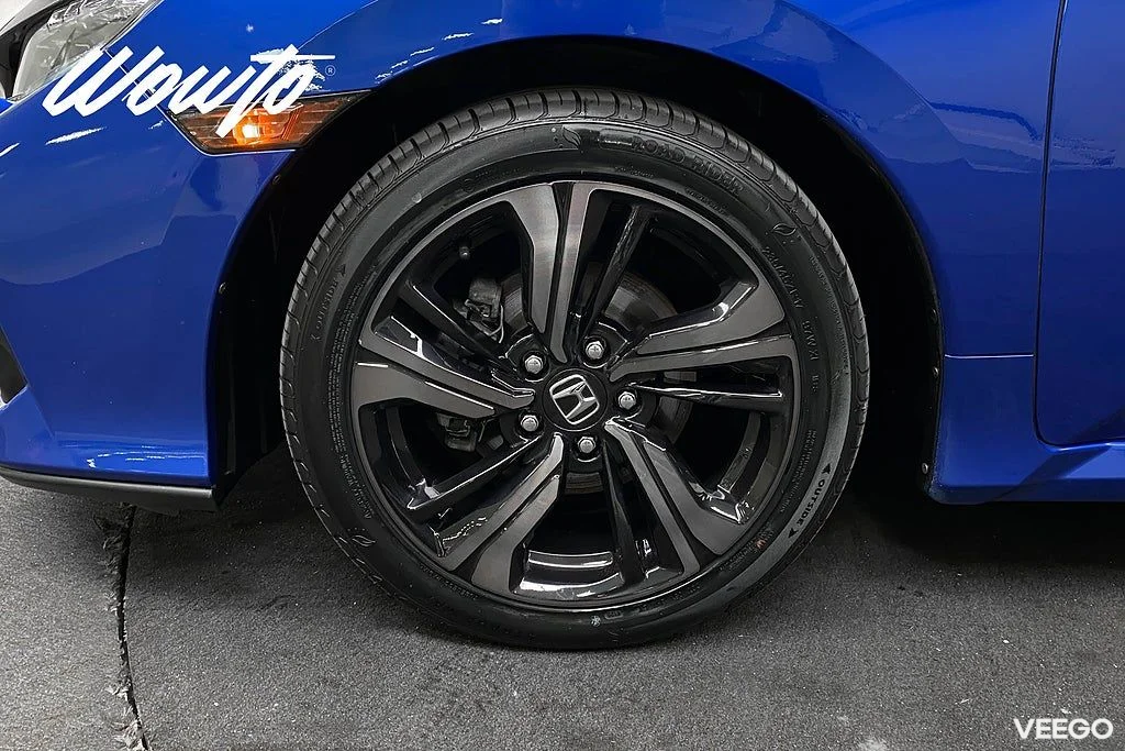 Honda Civic 5DR 1.0 CVT Executive /Taklucka /Läder /Navi 93kW