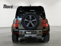 Land Rover Defender X-Dynamic D250 SE AWD 3 183kW thumbnail
