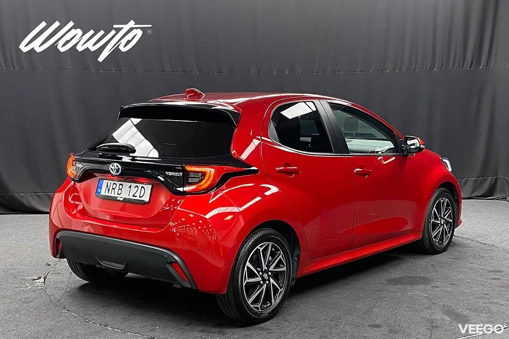 Toyota Yaris Hybrid CVT 116HK Active Plus /B-Kamera /Moms 85kW