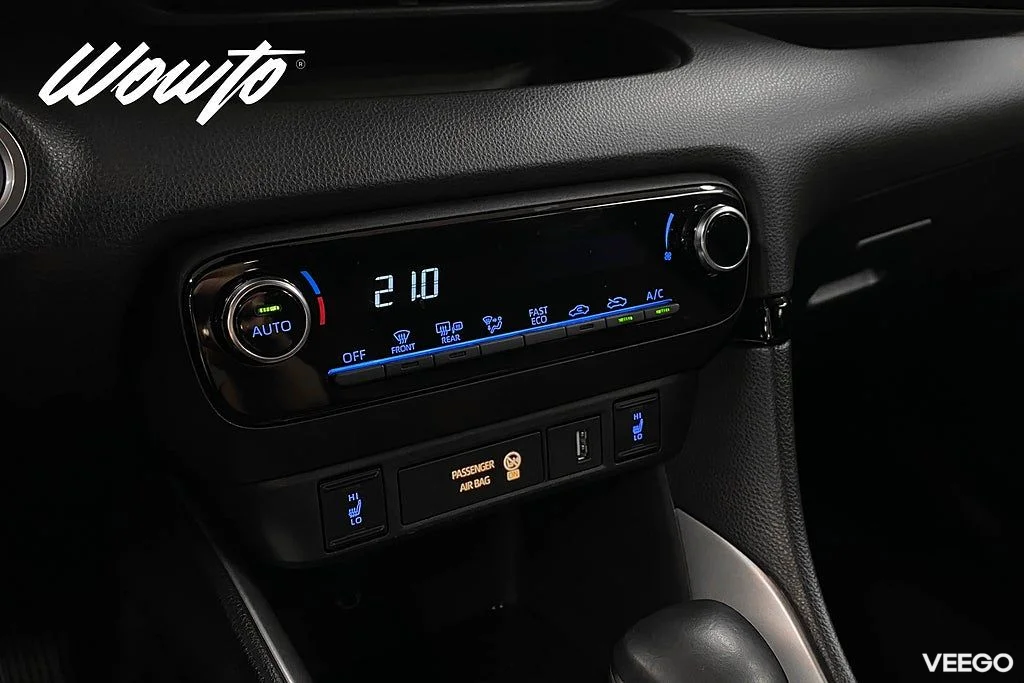 Toyota Yaris Hybrid CVT 116HK Active Plus /B-Kamera /Moms 85kW