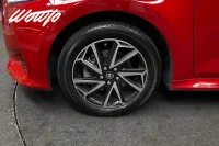 Toyota Yaris Hybrid CVT 116HK Active Plus /B-Kamera /Moms 85kW thumbnail