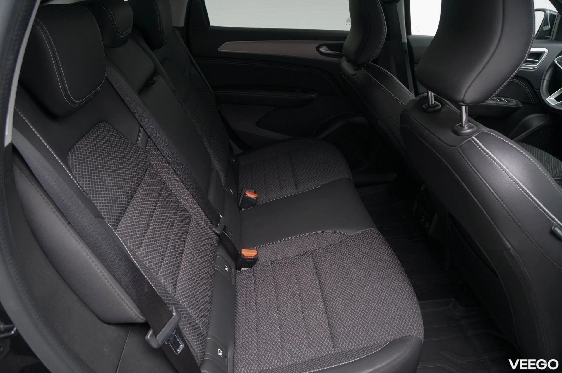 Renault Arkana INTENS Hybrid TCe EDC 1.3 103kW