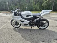Suzuki GSX-R 1000 1.0 131kW thumbnail
