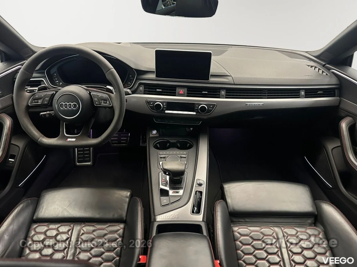 Audi RS 5 - 2.9 331kW