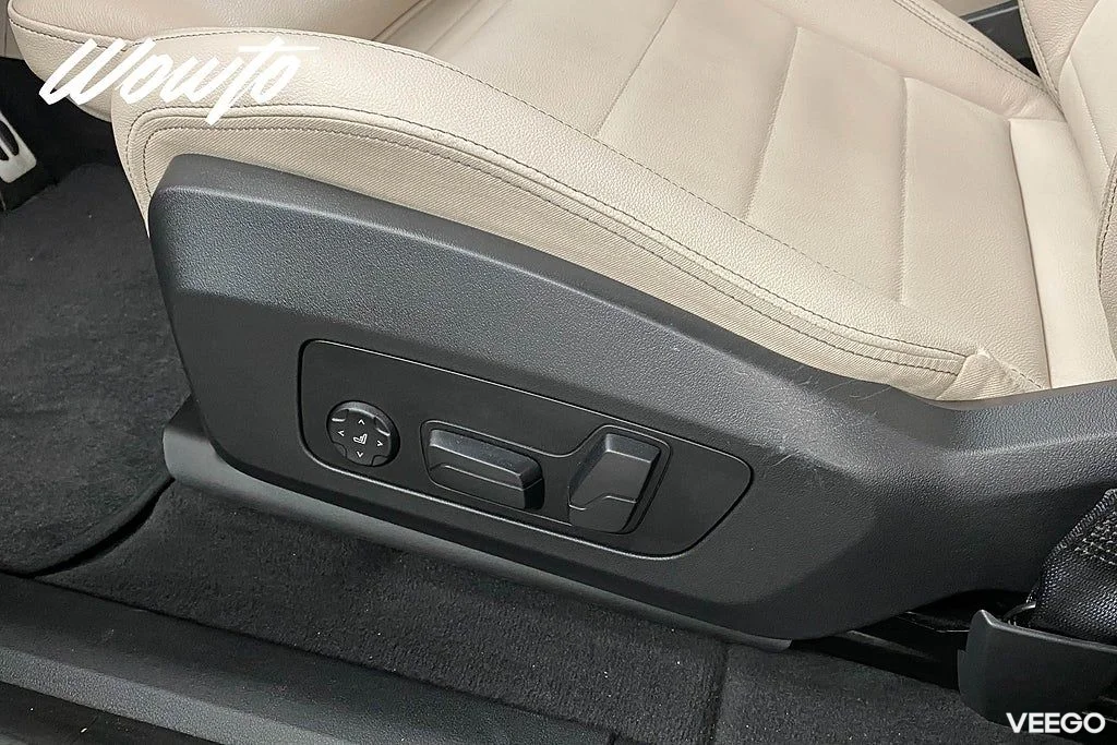 BMW X1 xDrive30e 326HK M-Sport /Pano /HuD /H/K /Se Spec 240kW