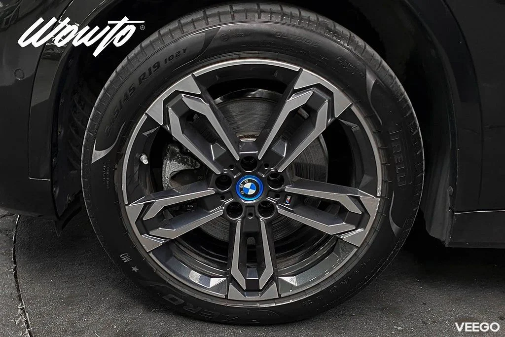 BMW X1 xDrive30e 326HK M-Sport /Pano /HuD /H/K /Se Spec 240kW