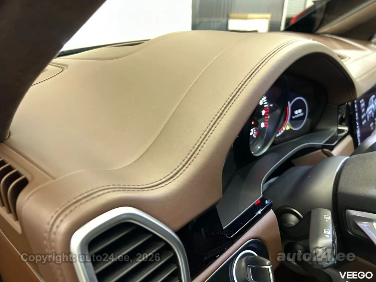 Porsche Cayenne Turbo - 4 404kW