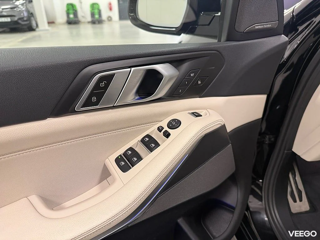 BMW X5 xDrive30d 265HK M-Sport / Innovation /Pano /Se Spec 195kW