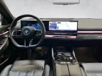 BMW i5 M-Sportpakett 290kW thumbnail