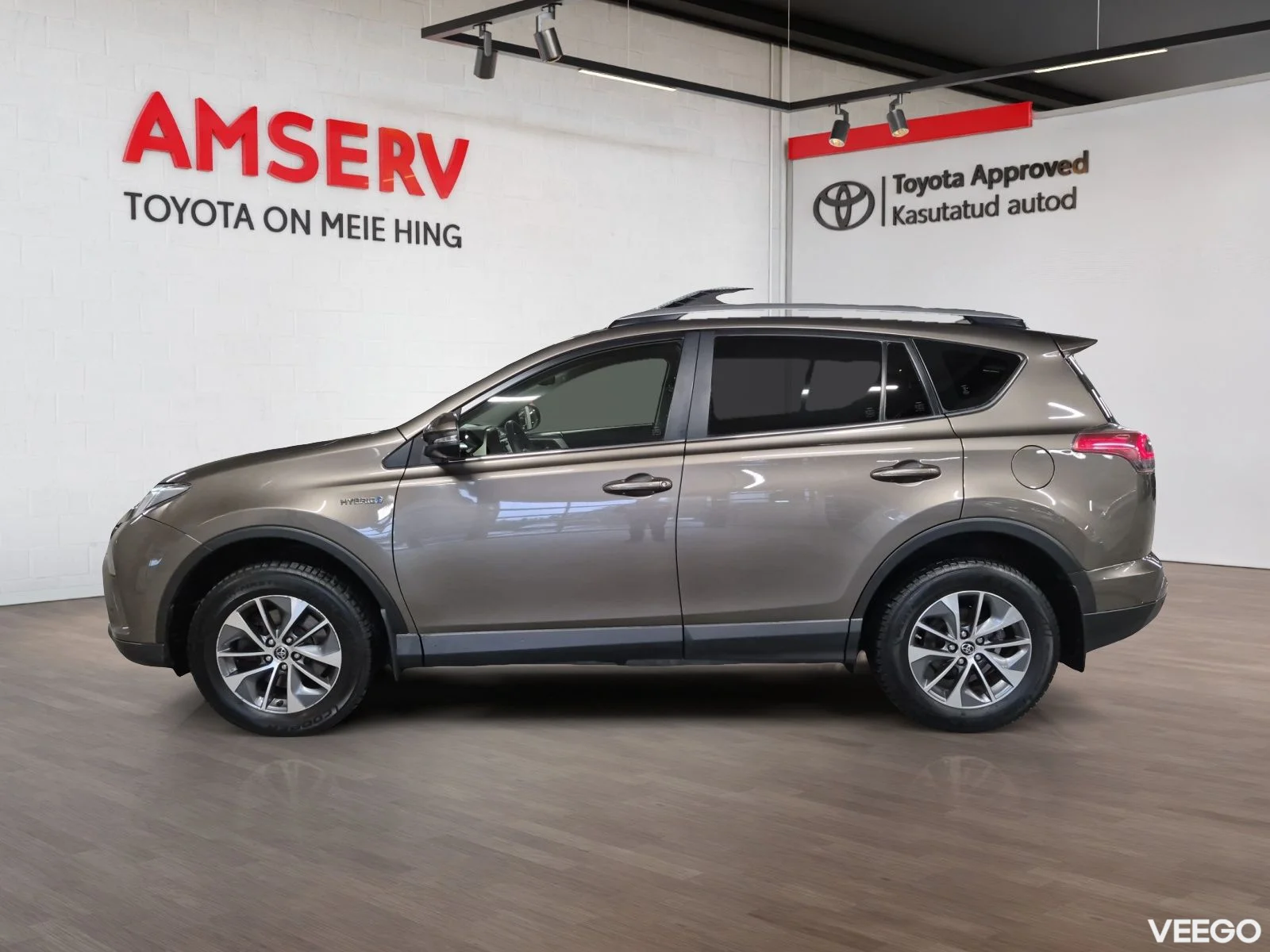 Toyota RAV4 Luxury 2.5 114kW