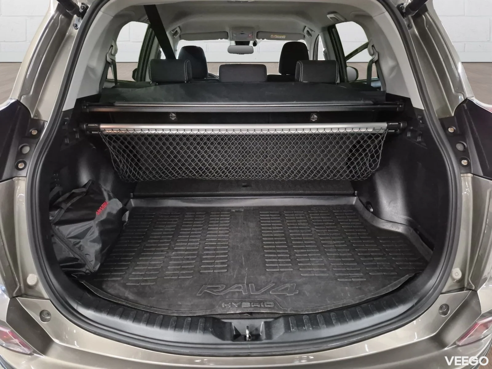 Toyota RAV4 Luxury 2.5 114kW