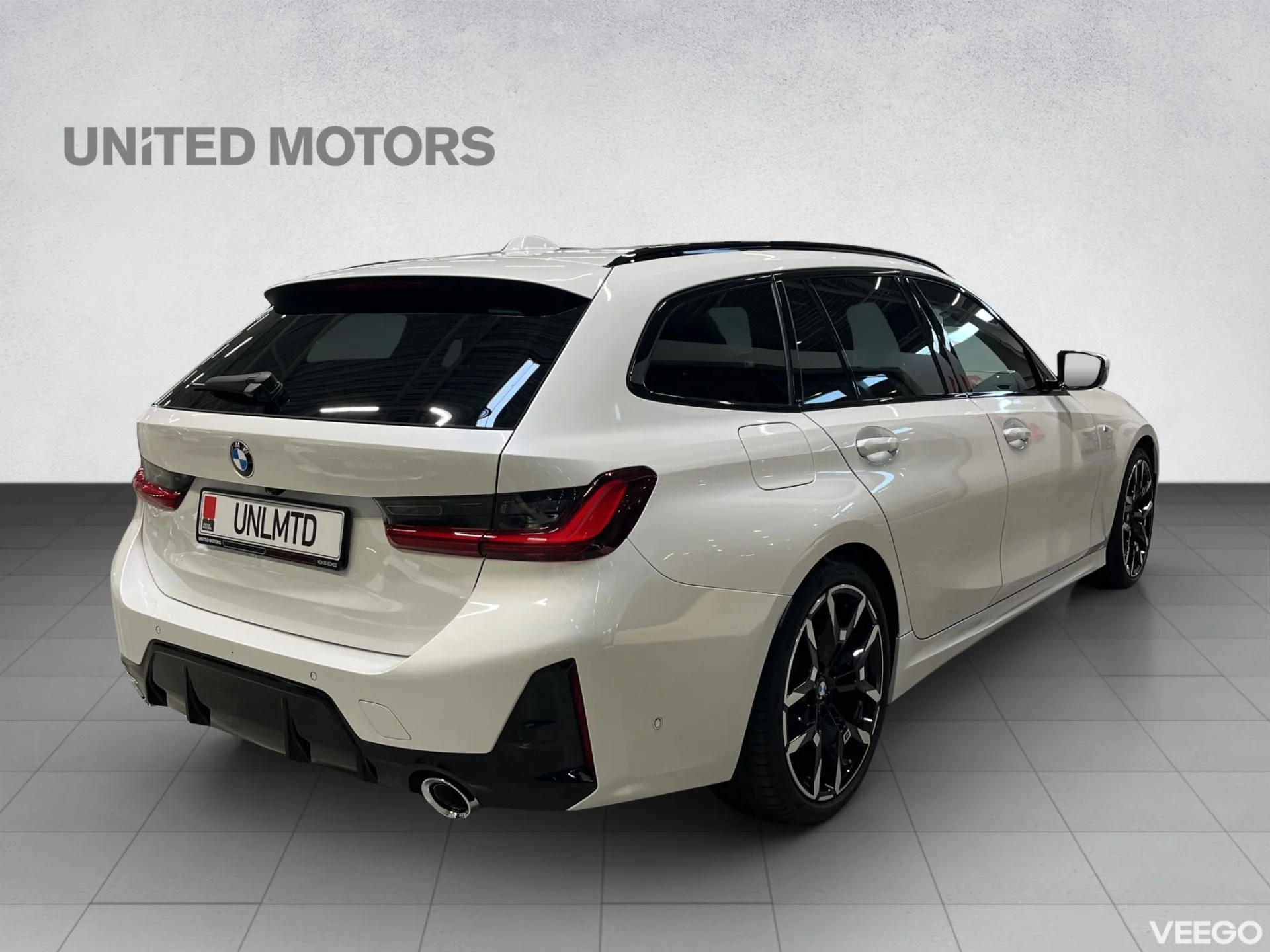 BMW 320 Touring M-Sportpakett LCi 2 140kW