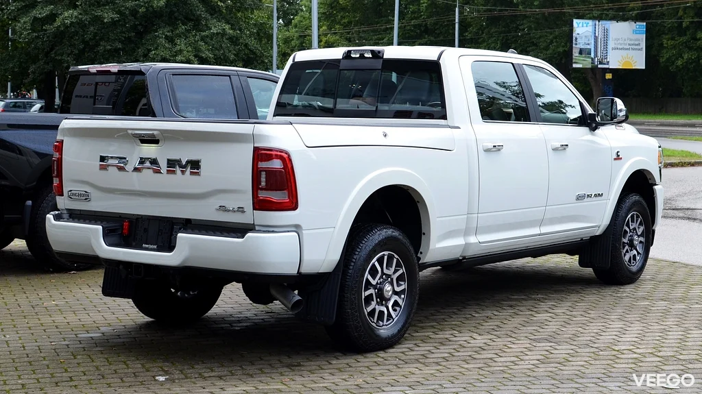 RAM 3500 LONGHORN 6.7 276kW