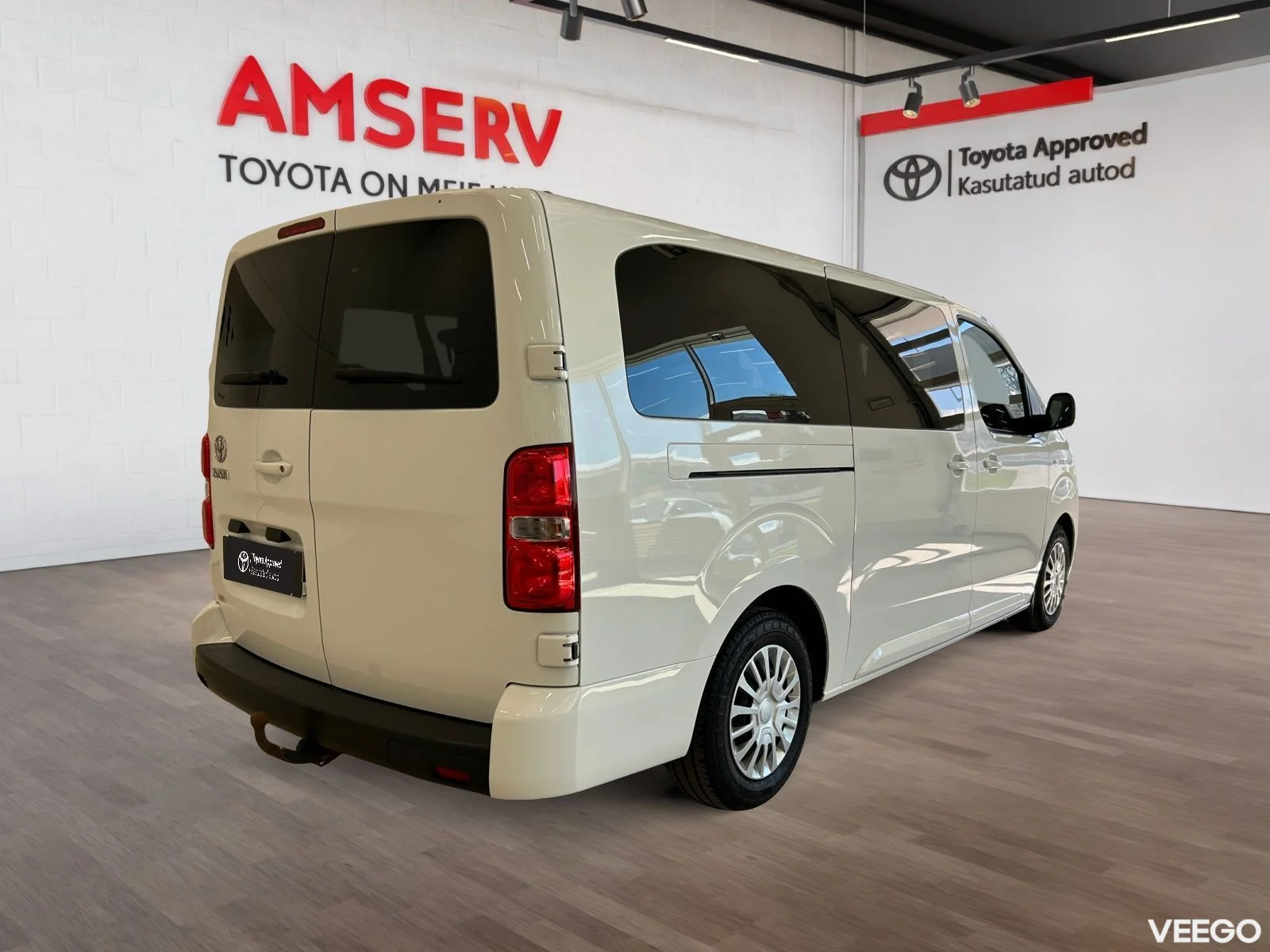 Toyota Proace Long Double Side Door Shuttle 2 106kW