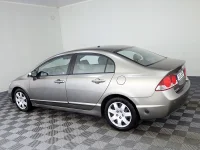 Honda Civic 1.8 104kW thumbnail