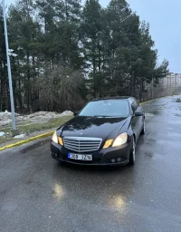 Mercedes-Benz E200 2.1 100kW thumbnail