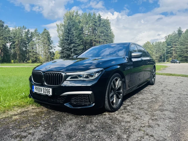 Image of BMW M760 449kW
