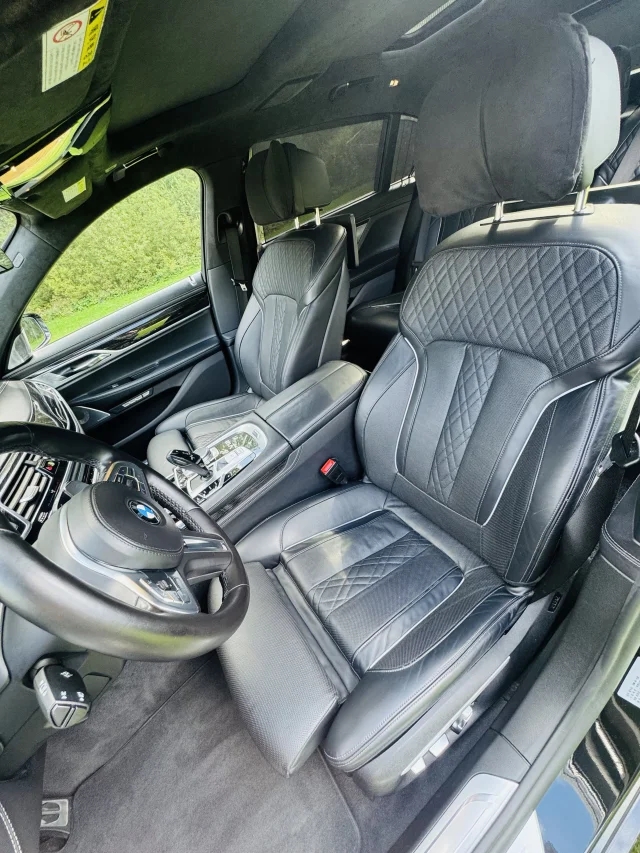 Image of BMW M760 449kW