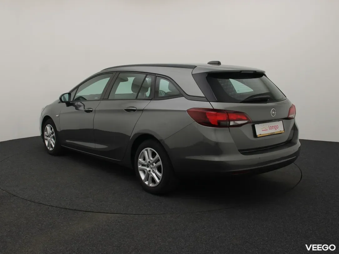 Opel Astra 1.6 81kW