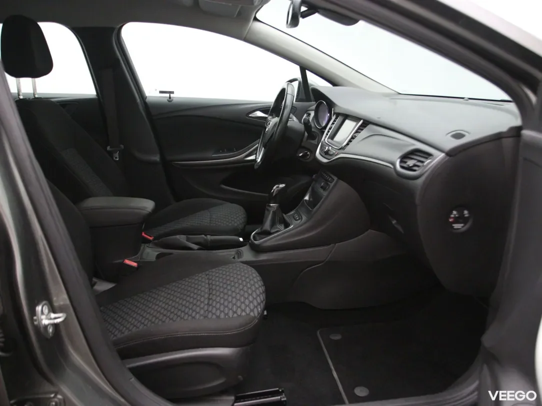 Opel Astra 1.6 81kW