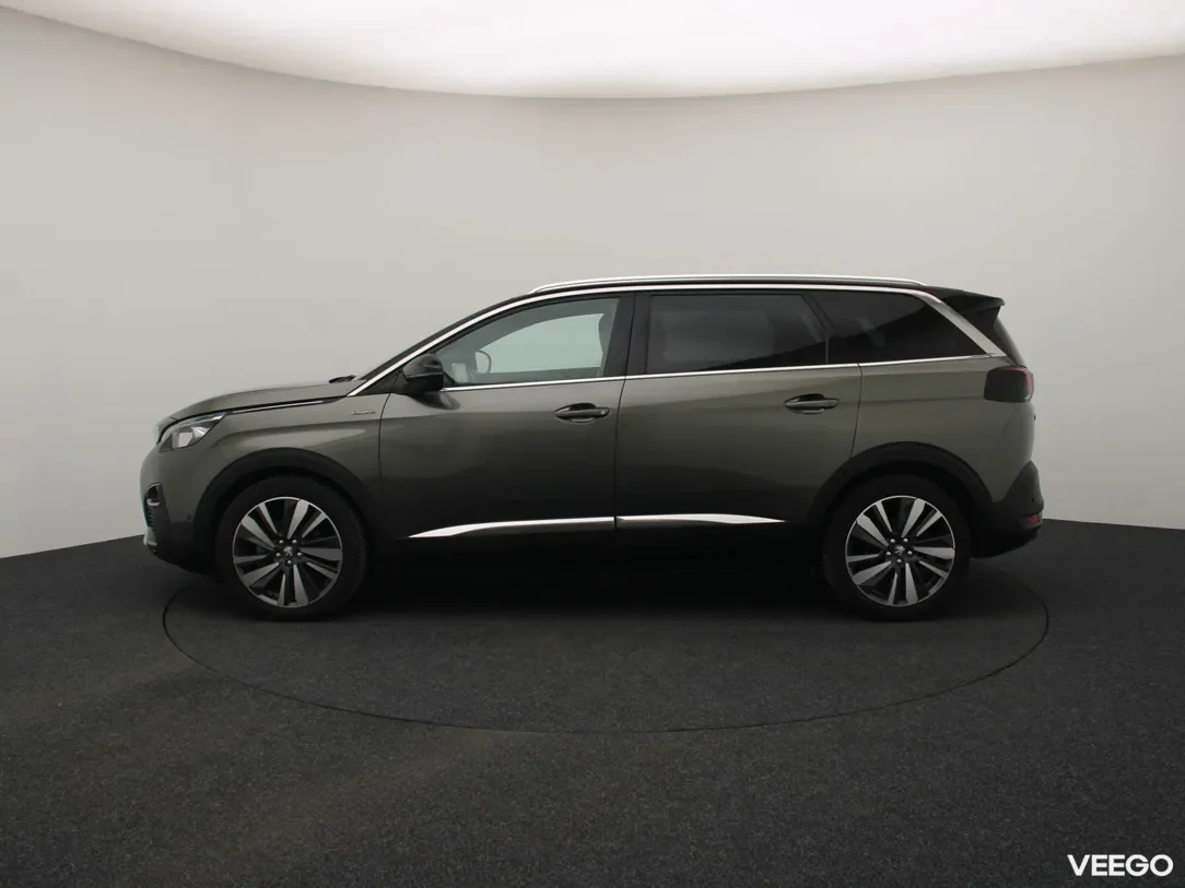 Peugeot 5008 1.2 96kW