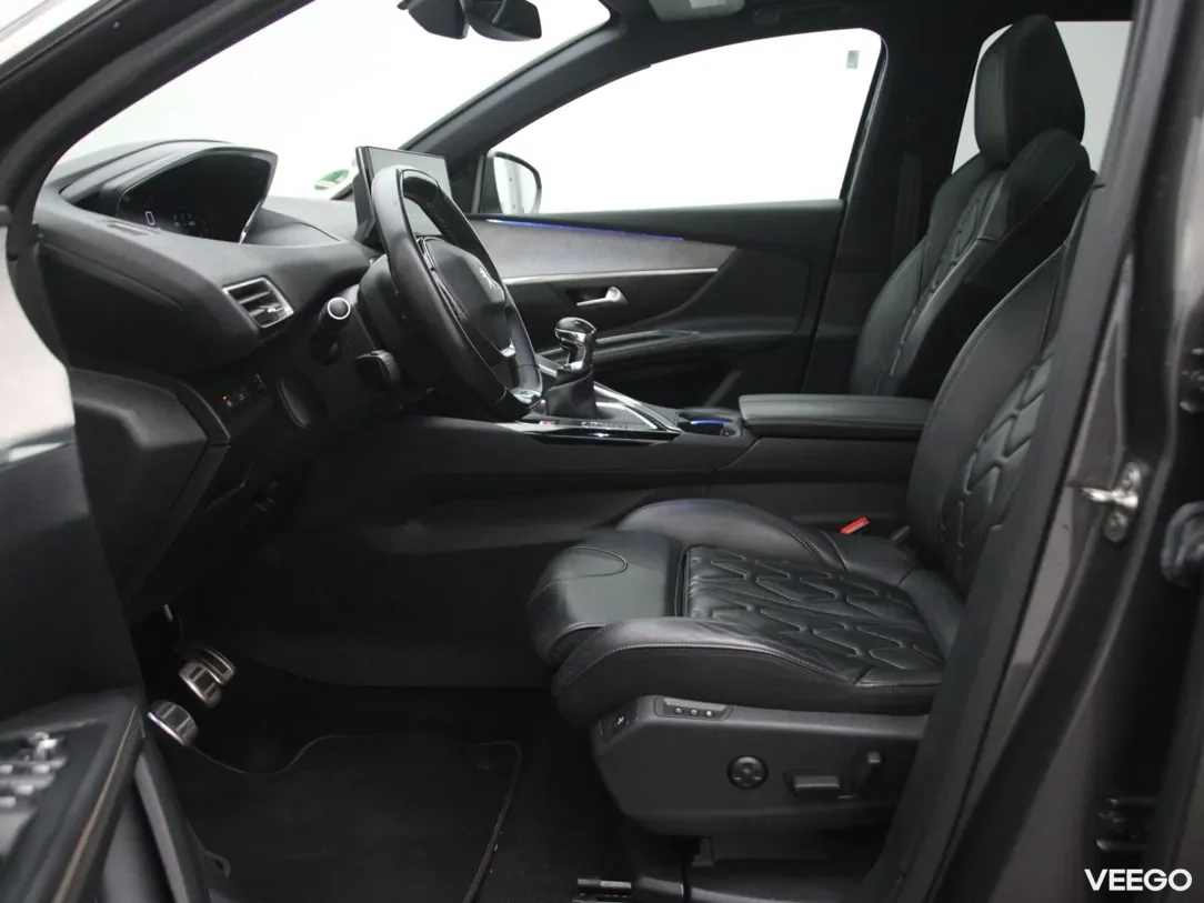 Peugeot 5008 1.2 96kW