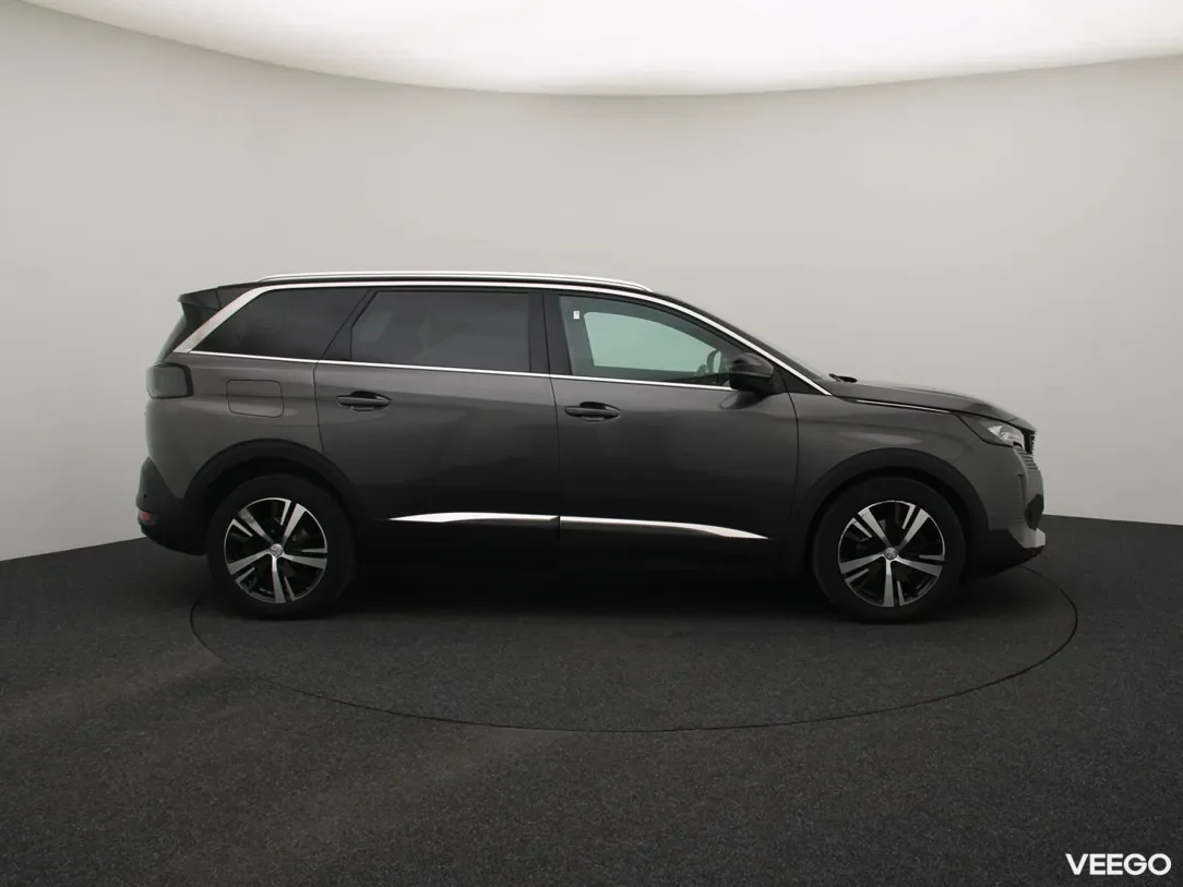 Peugeot 5008 1.2 96kW
