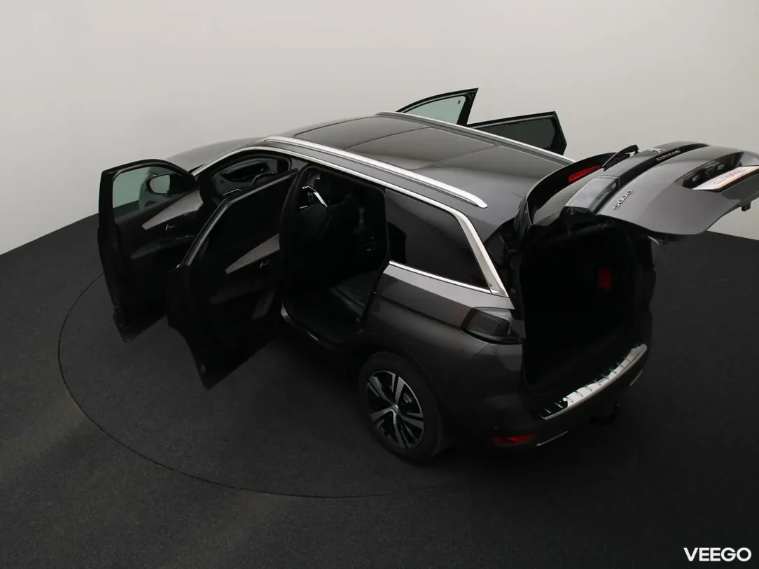Peugeot 5008 1.2 96kW