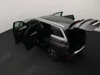 Peugeot 5008 1.2 96kW thumbnail