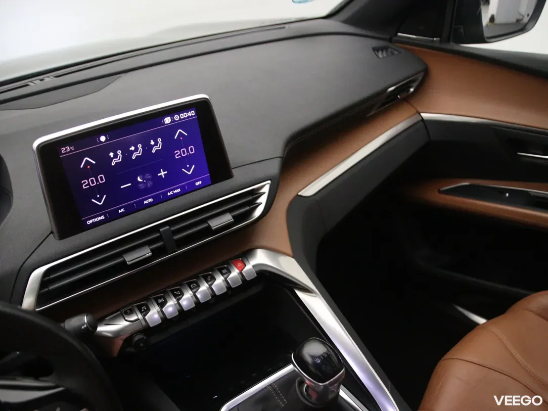 Peugeot 5008 1.2 96kW