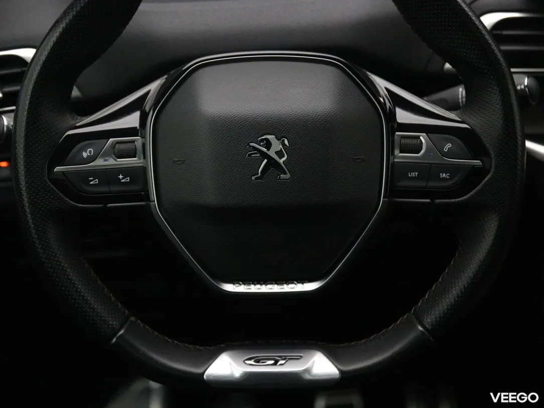 Peugeot 5008 1.2 96kW