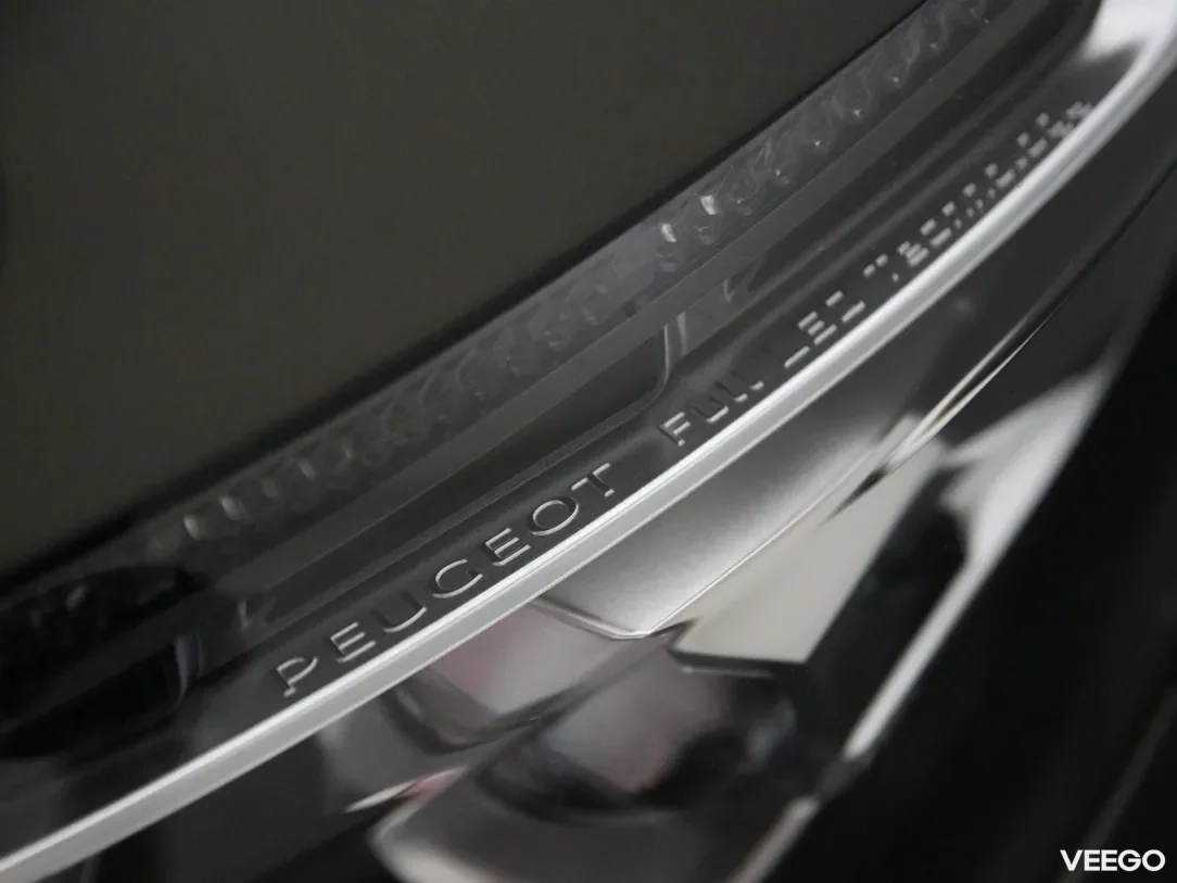 Peugeot 5008 1.2 96kW
