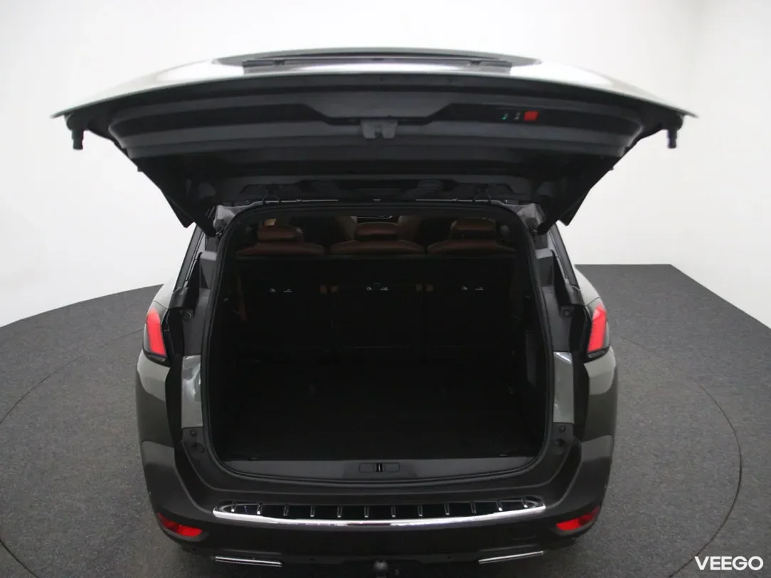 Peugeot 5008 1.2 96kW
